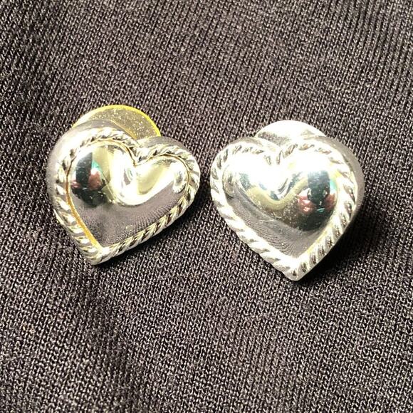 Vintage Napier Heart  Pierced Earrings - Picture 1 of 1